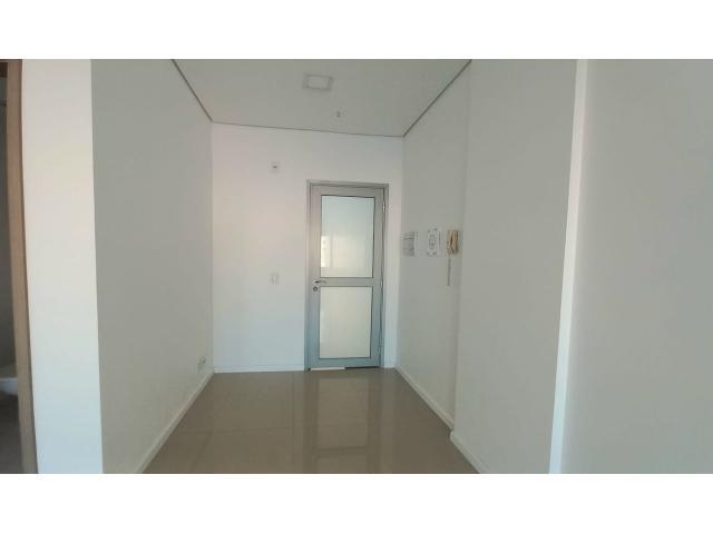 EXCELENTE SALA COMERCIAL
